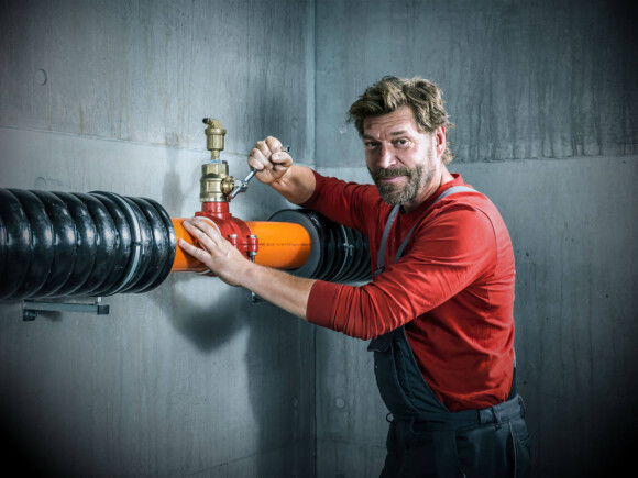 Berndt_Website_Teaser_Sanitaertechnik-und-Rueckstauschutz_1920x1440px-01